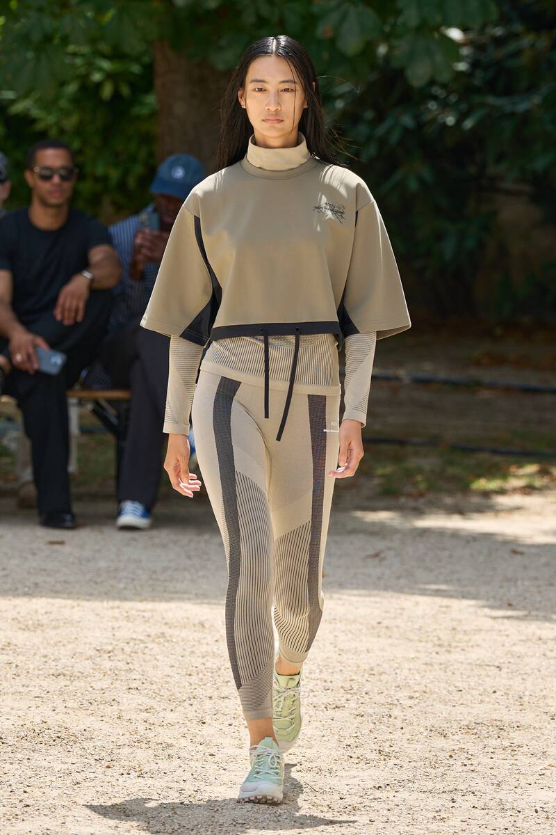 xuan-white-mountaineering-s-s-26-men-s-show-1