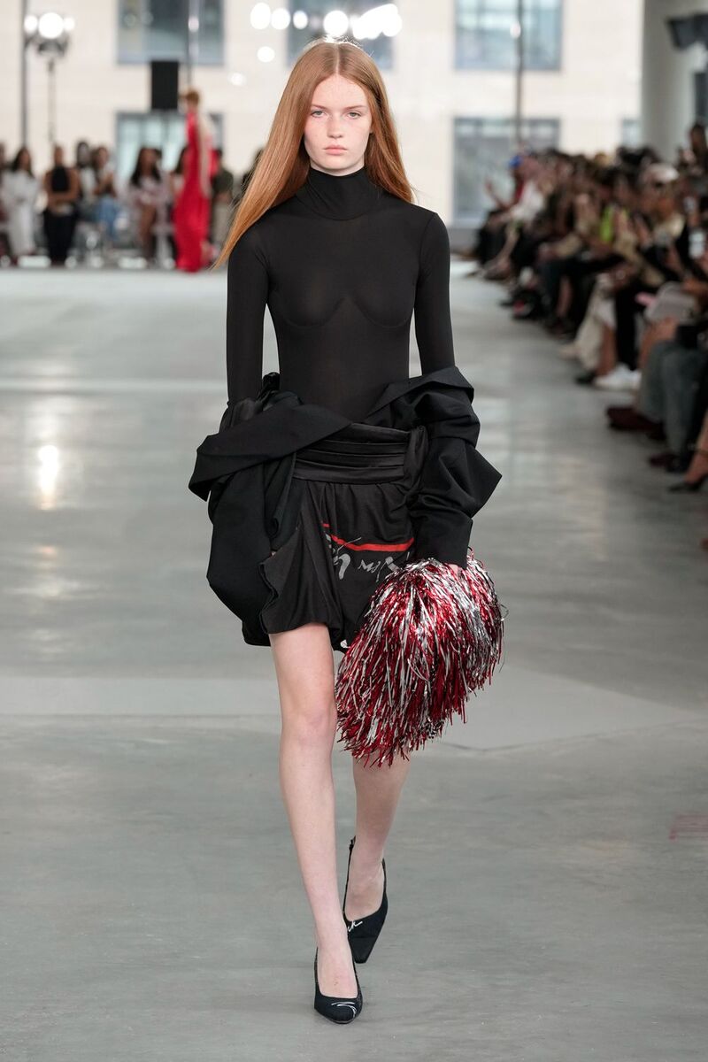 alay-debra-eva-amelie-ashley-area-nyfw-ss26-4