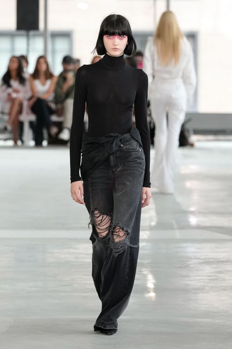 alay-debra-eva-amelie-ashley-area-nyfw-ss26-5