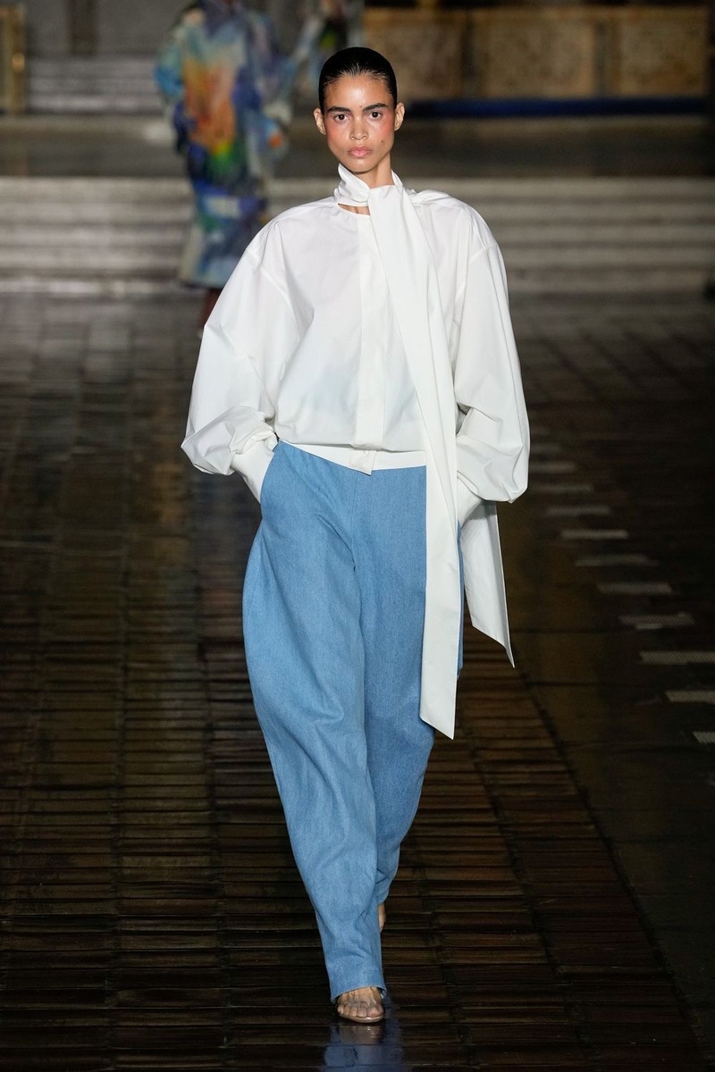 debra-mariana-prabal-gurug-nyfw-ss26-0