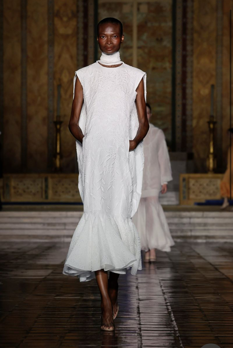 debra-mariana-prabal-gurug-nyfw-ss26-1