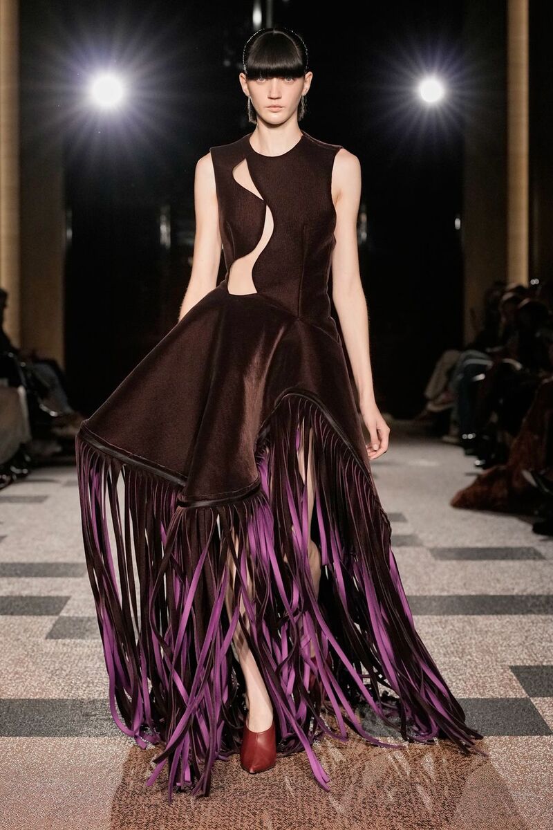 eva-komuwes-roksanda-lincic-lfw-ss26-0