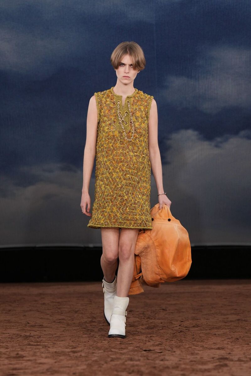 libby-sora-burberry-lfw-ss26-1