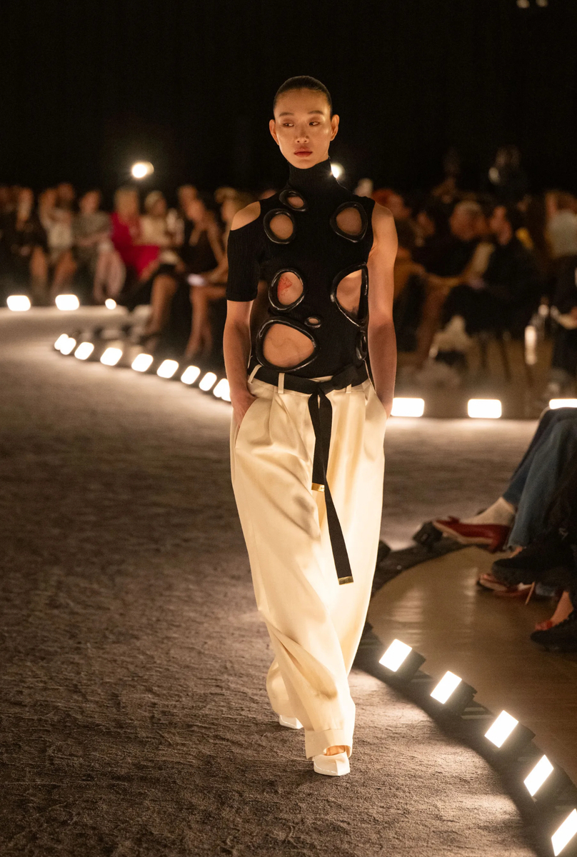 sora-apolline-eva-schiaparelli-pfw-ss26-2