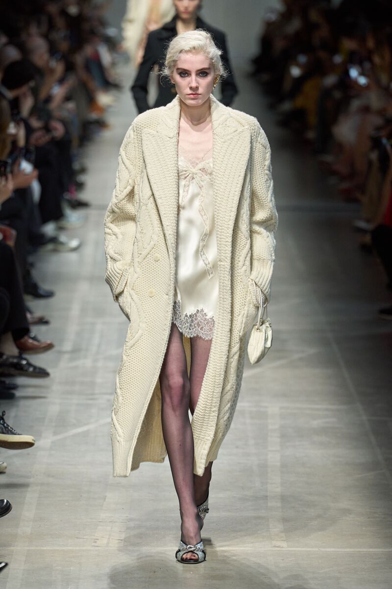eva-mika-melinda-ermanno-scervino-milan-fashion-week-f-w-26-show-0
