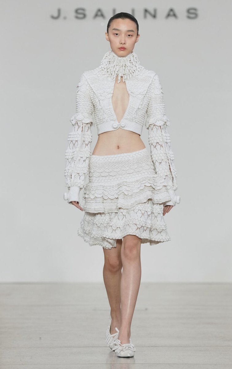 meng-j-salinas-milan-fashion-week-f-w-26-show