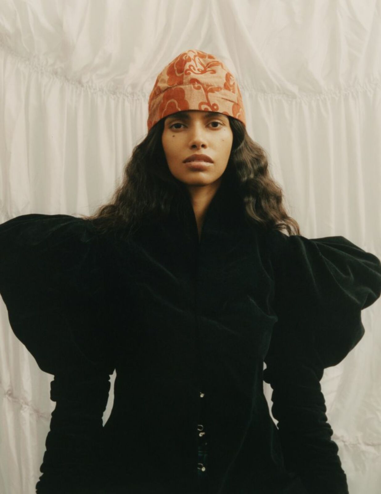 pooja-mor-vogue-turkey-march-issue-0