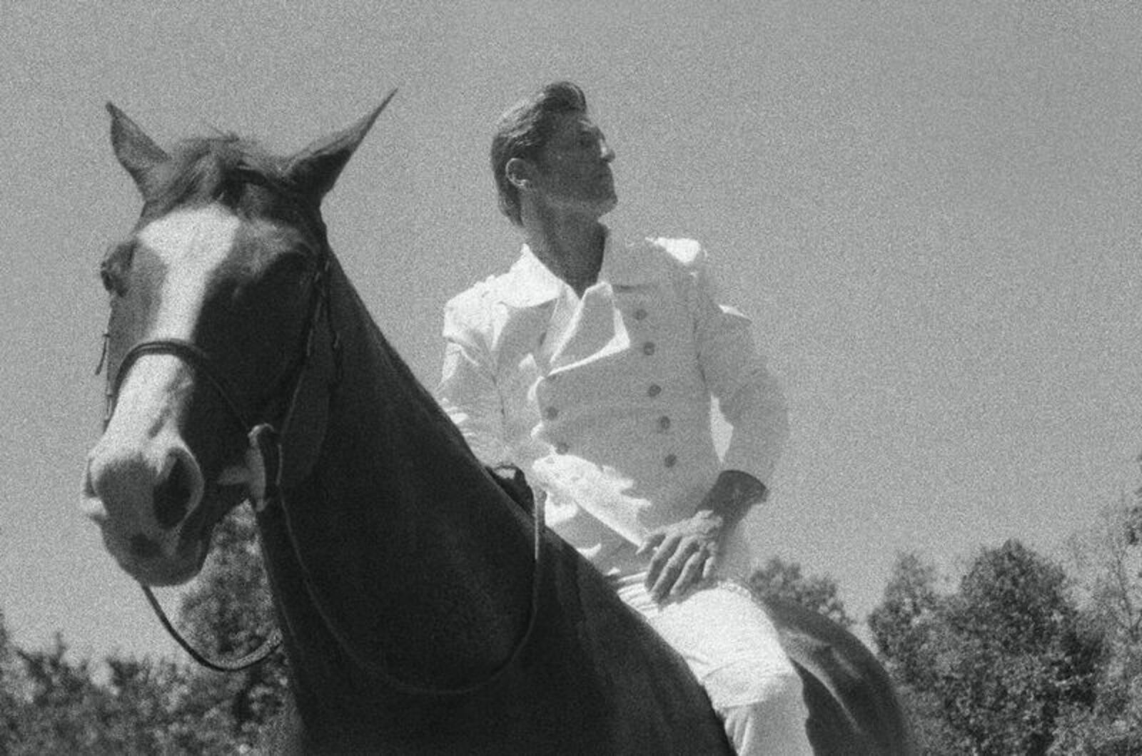 tony-ward-l-officiel-hommes-italia-6