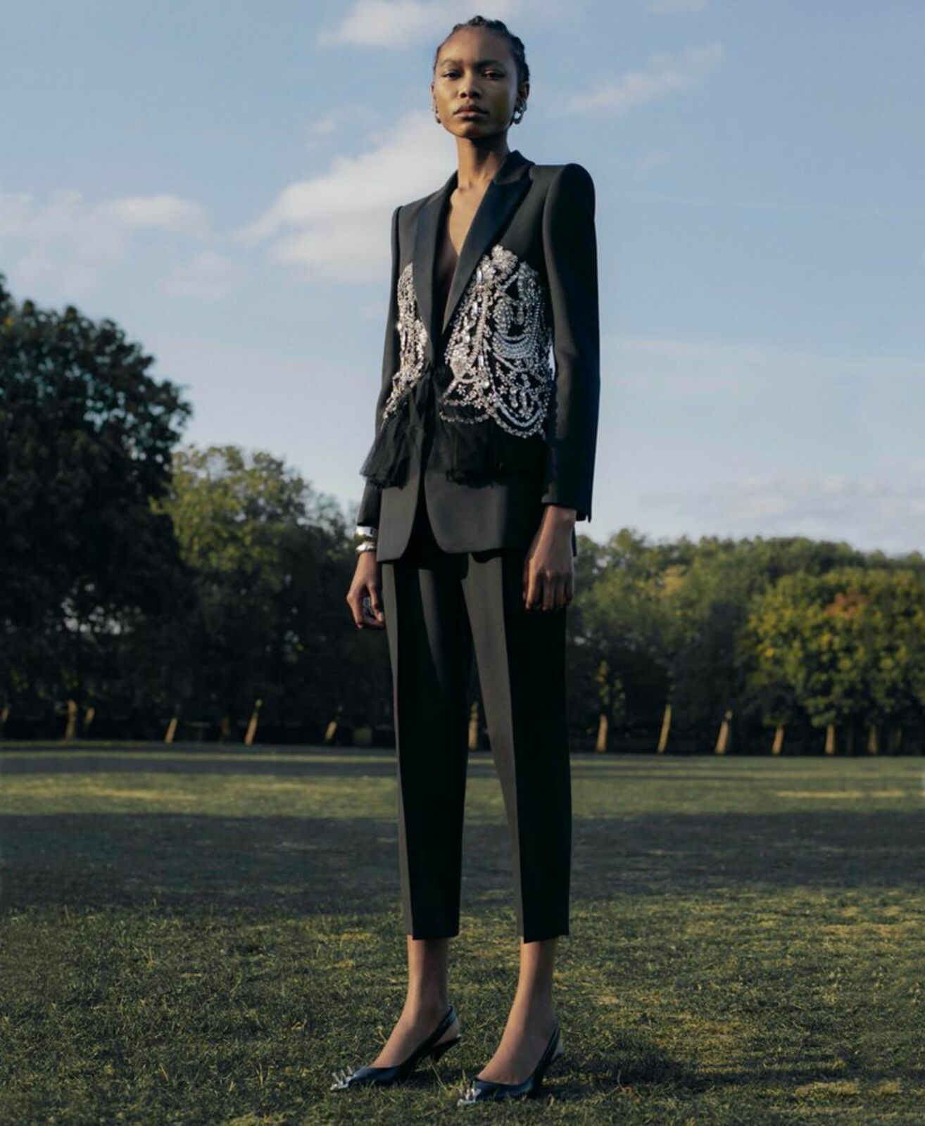 amal-tobi-alexander-mcqueen-new-tailoring-2