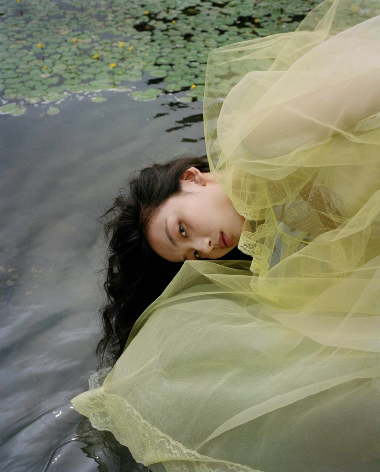 liang-chic-magazine-china-sept-19-0