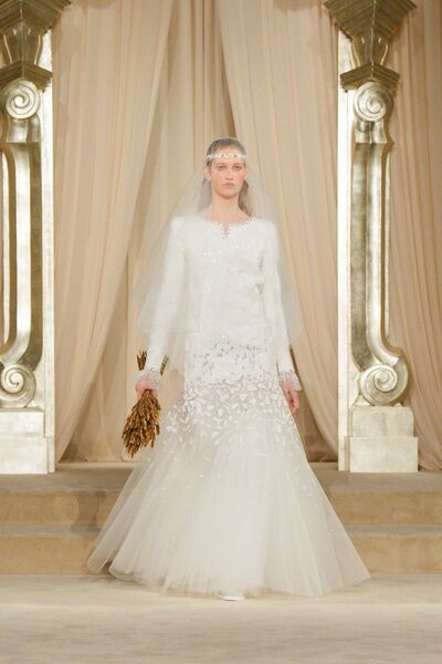 apolline-closing-chanel-haute-couture-fall-2025-show-cover