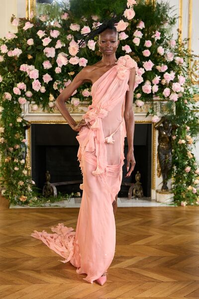 debra-matieres-fecales-pfw-ss26-cover