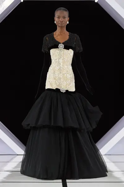 debra-shaw-richard-quinn-london-fashion-week-f-w-26-show-cover