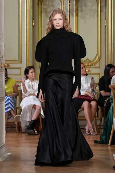 apoline-standing-ground-haute-couture-show-cover