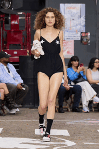 linda-frees-linda-aketch-aviana-fiorucci-s-s-26-show-milan-cover