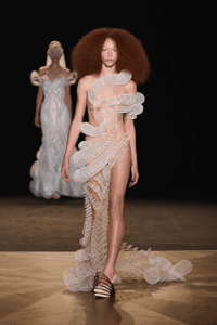 tianna-eva-iris-van-herpen-haute-couture-fall-2025-show-cover